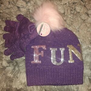 🇺🇲 Giirls Shimmering  Purple 'FUN' Beanie and Gloves Set with Pink Pom